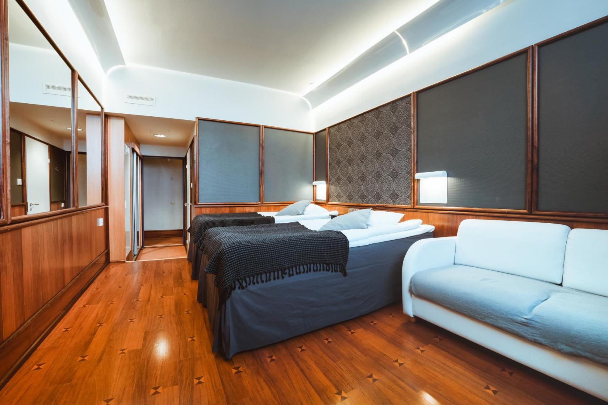 Hotel Royal Рука Екстер'єр фото