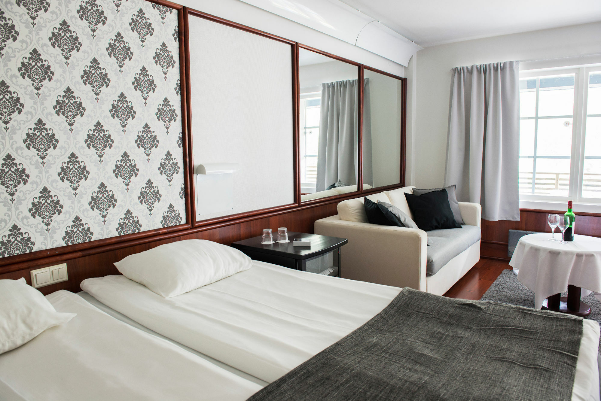 Hotel Royal Рука Екстер'єр фото